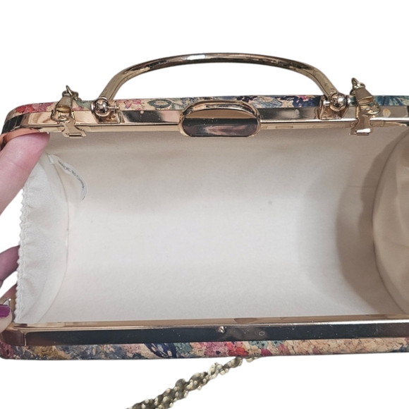 Alessia Bianchi floral cork clutch purse - Picture 4 of 4